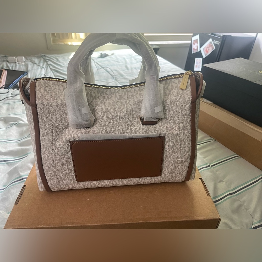 Carine Large logo Satchel BrandNew